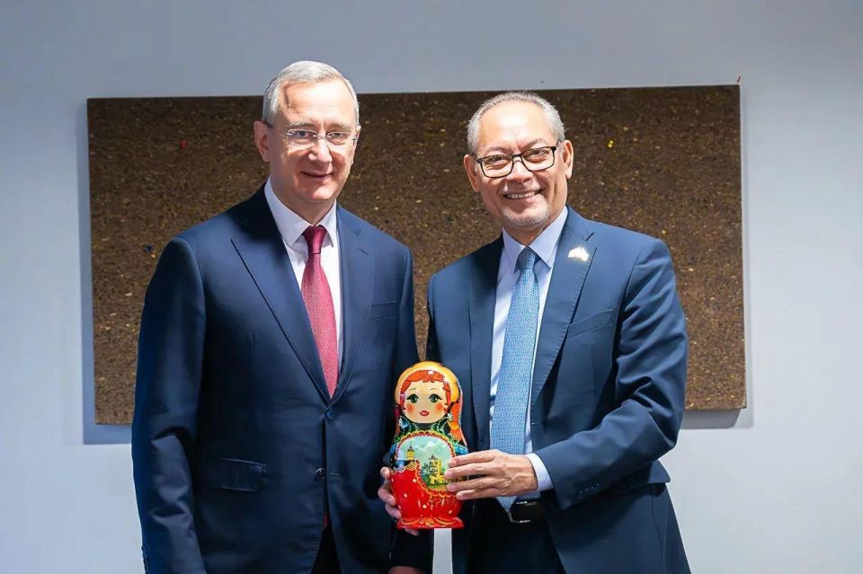 ������������� �������� ����� ������ ������� � ��������� �������