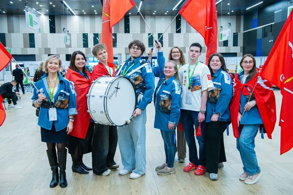 В Санкт-Петербурге наградили победителей и призеров финала чемпионата «Профессионалы» В Санкт-Петербурге наградили победителей и призеров финала чемпионата «Профессионалы»