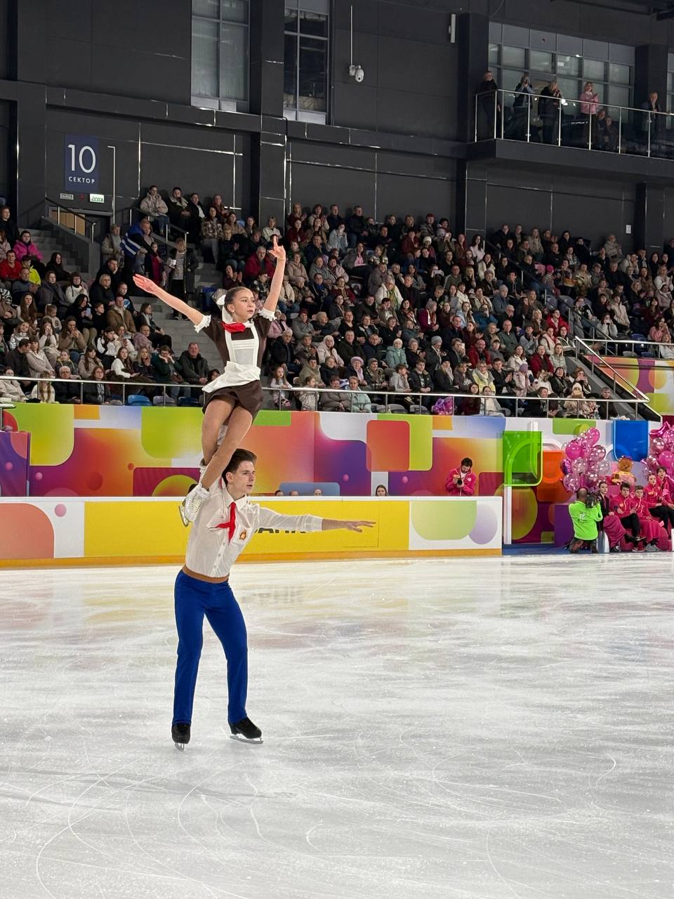 Кубок Первого канала по фигурному катанию прошел в Калуге Кубок Первого канала по фигурному катанию прошел в Калуге