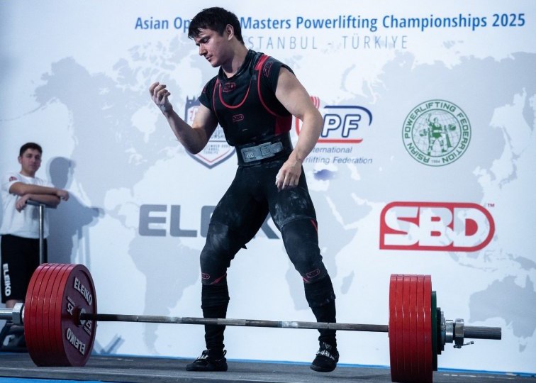 Калужанин Илья Маричев установил рекорд мира на чемпионате Азии по пауэрлифтингу