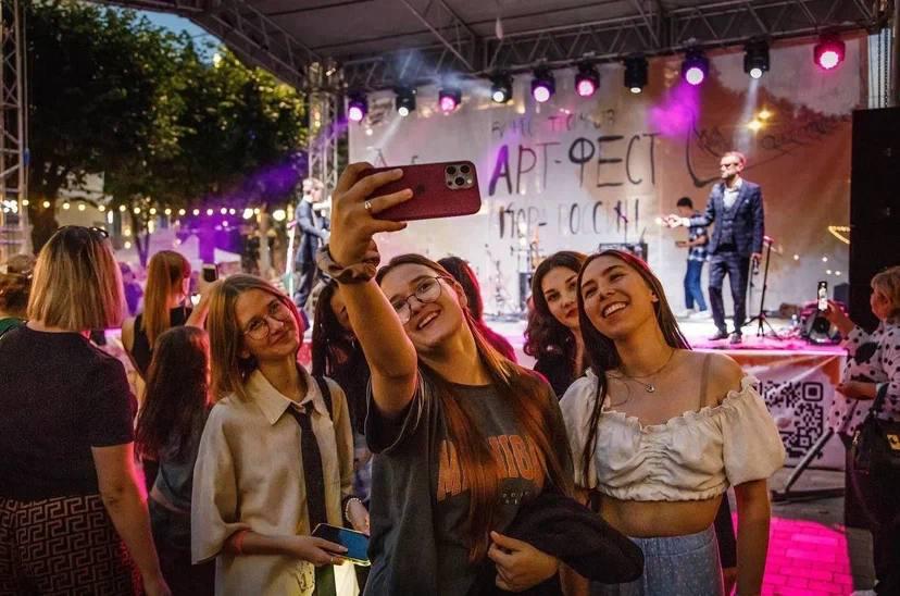 Владислав Шапша призвал поддержать соседей Калужской области в конкурсе «Молодежная столица России – 2026»