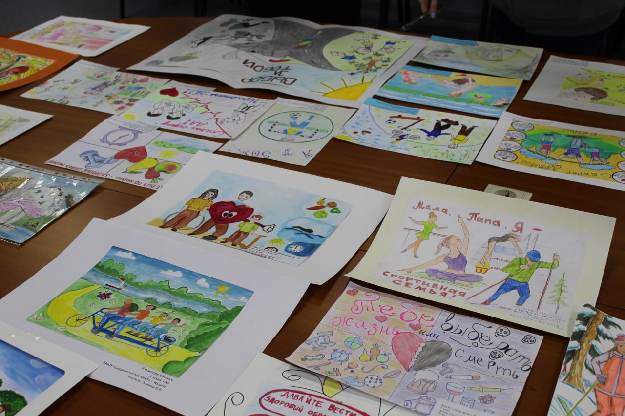 В Калуге наградили победителей конкурса социальных проектов «За здоровый образ жизни!»