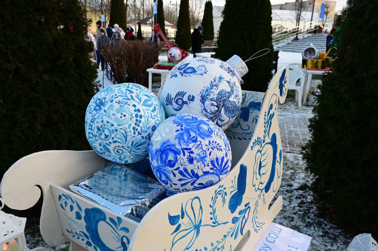 В Калужской области выбрали самый красивый новогодний шар