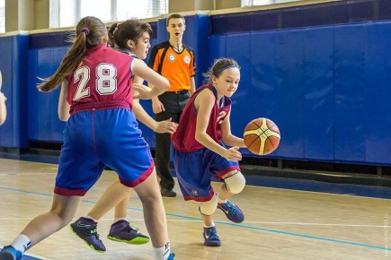 12-летнюю школьницу госпитализировали с переломом после тренировки