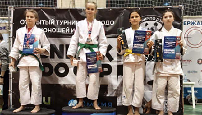 Калужские дзюдоистки выиграли золото и серебро на турнире в Боровске
