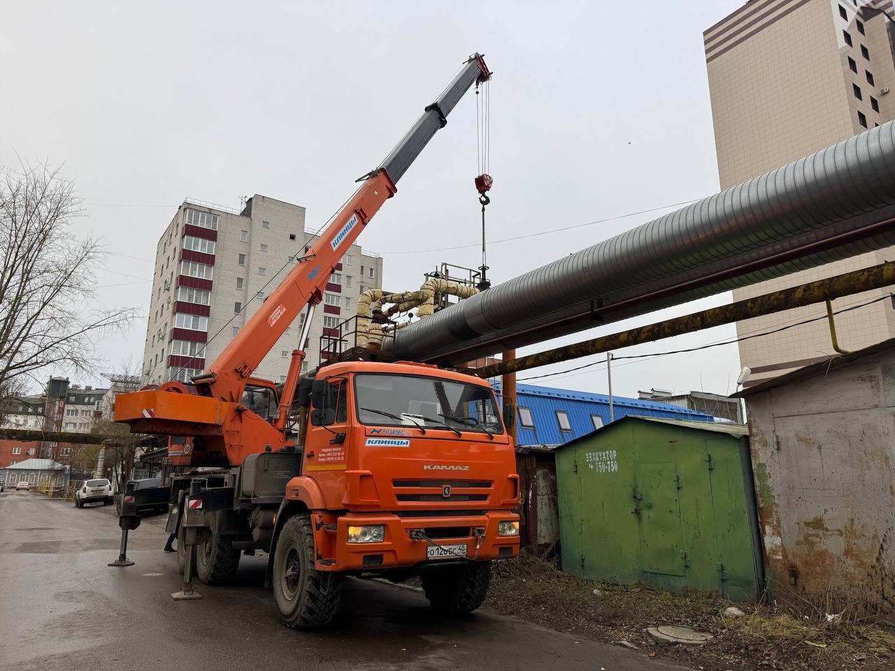 Градоначальник Дмитрий Денисов лично контролирует ход противоаварийных работ на котельной по ул. Вооруженного Восстания Градоначальник Дмитрий Денисов лично контролирует ход противоаварийных работ на котельной по ул. Вооруженного Восстания