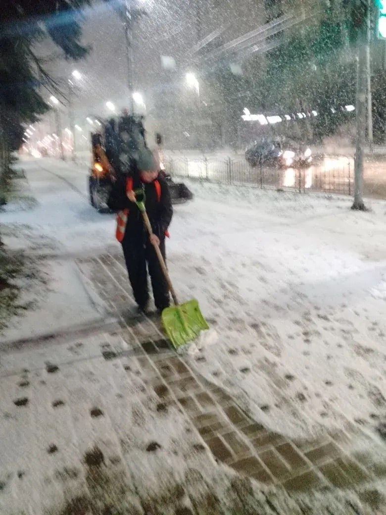 Дмитрий Денисов: Коммунальные службы на посту!