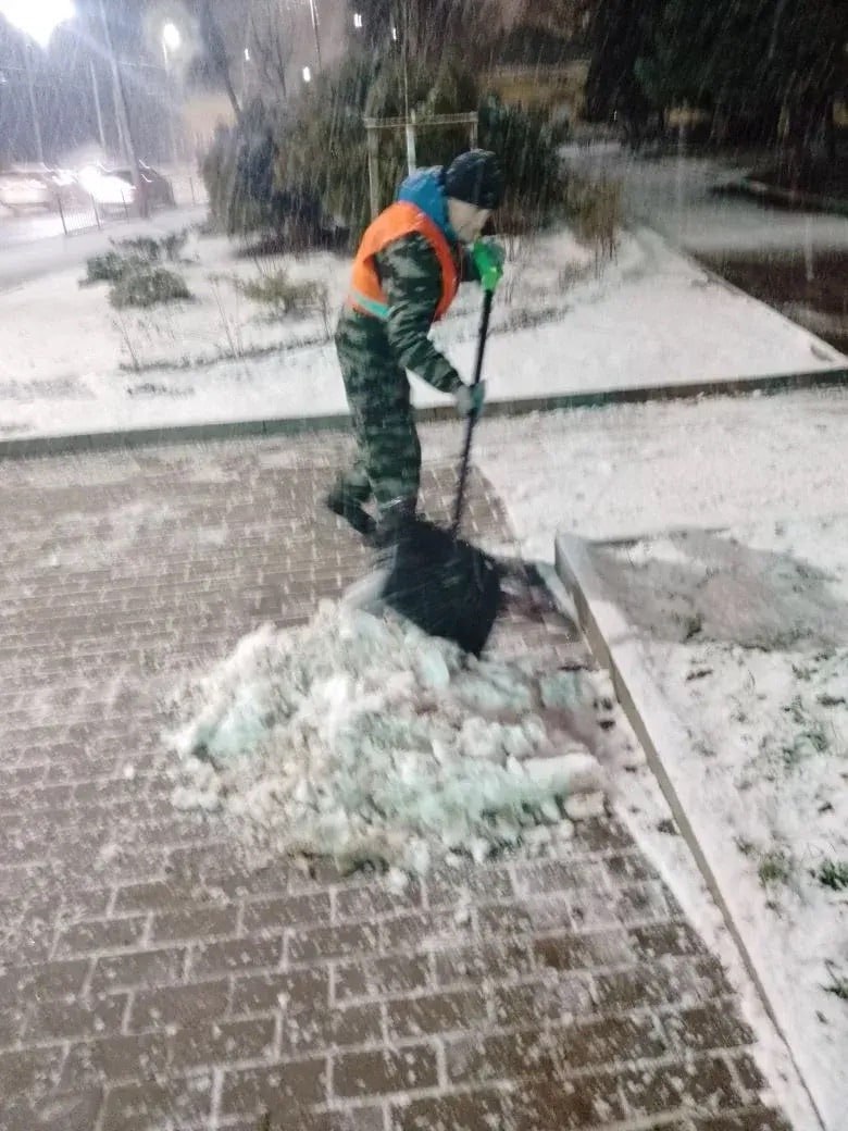 Дмитрий Денисов: Коммунальные службы на посту! Дмитрий Денисов: Коммунальные службы на посту!