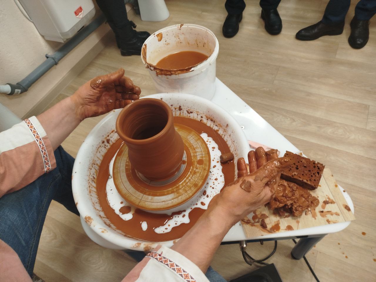 В Калужской области открылся Центр хлудневской игрушки В Калужской области открылся Центр хлудневской игрушки