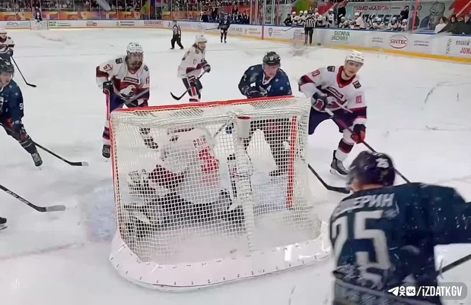 «Калуга» завершила год двумя победами над «Ленинградцем»