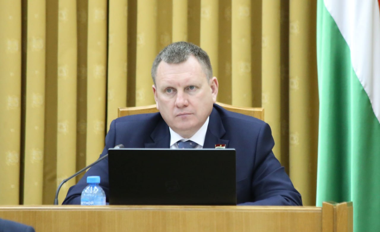 Итоговое заседание сессии Законодательного Собрания