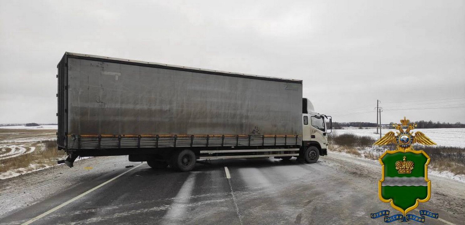 Пять человек получили травмы в ДТП на трассе М3 «Украина» Пять человек получили травмы в ДТП на трассе М3 «Украина»