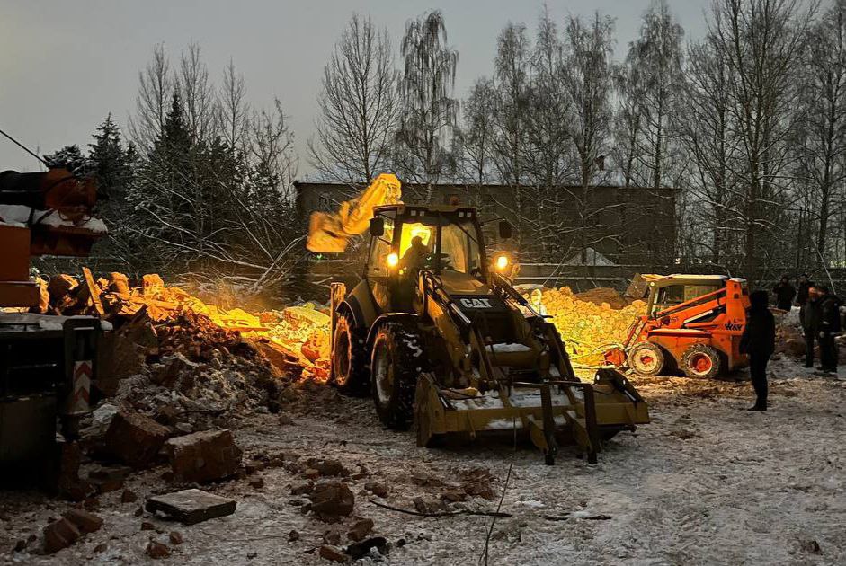 Двое рабочих погибли при демонтаже водонапорной башни