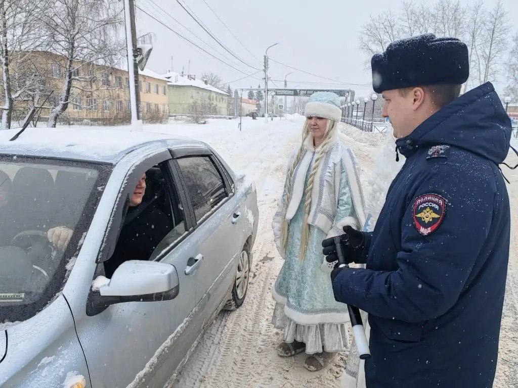 Акция «Полицейский Дед Мороз» Акция «Полицейский Дед Мороз»