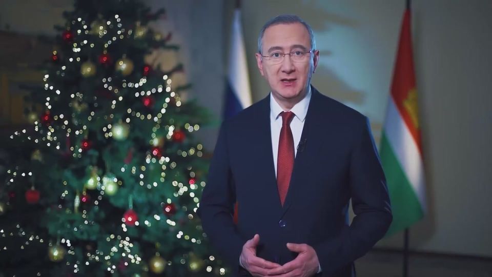 Губернатор Владислав Шапша поздравляет калужан с наступающим Новым годом!