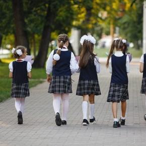 Новая школьная форма: что изменилось и как это повлияло на учеников и родителей
