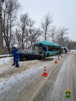 Мужчина погиб в ДТП с автобусом