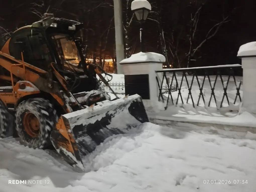 Дмитрий Денисов: Даже в праздничные дни уборка города идет по расписанию