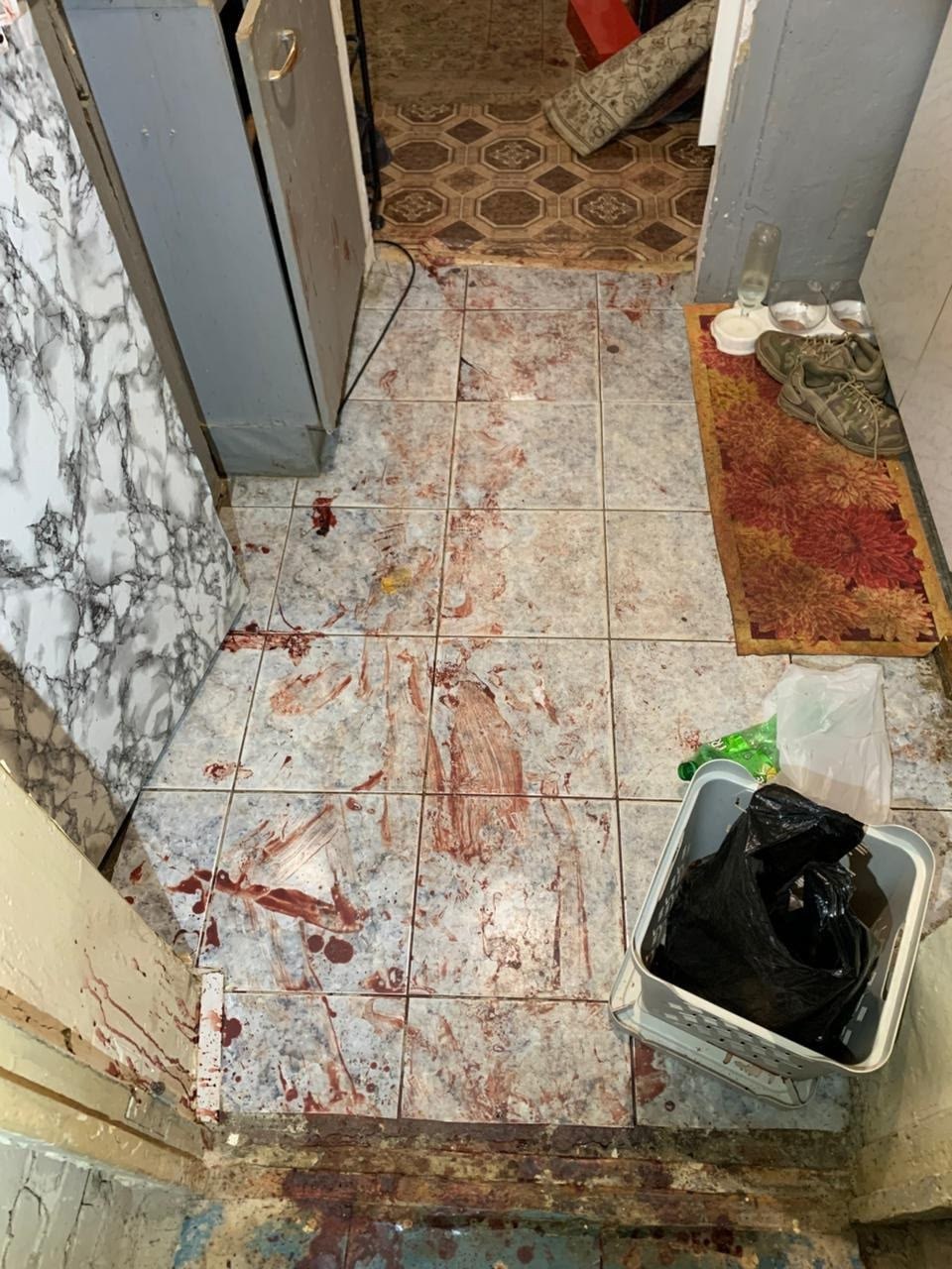 Девушка во время застолья устроила поножовщину Девушка во время застолья устроила поножовщину