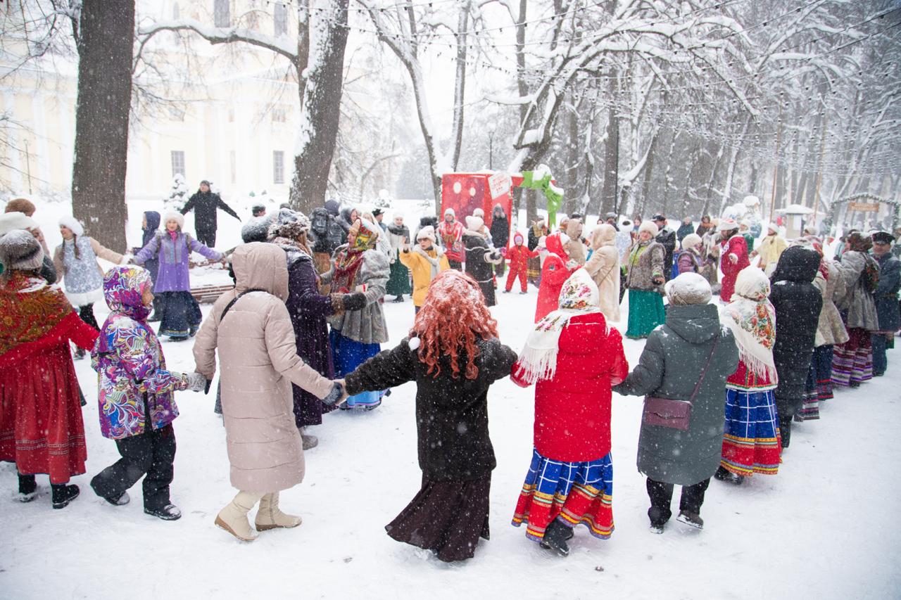 Калужане отпраздновали Рождество народными гуляними Калужане отпраздновали Рождество народными гуляними