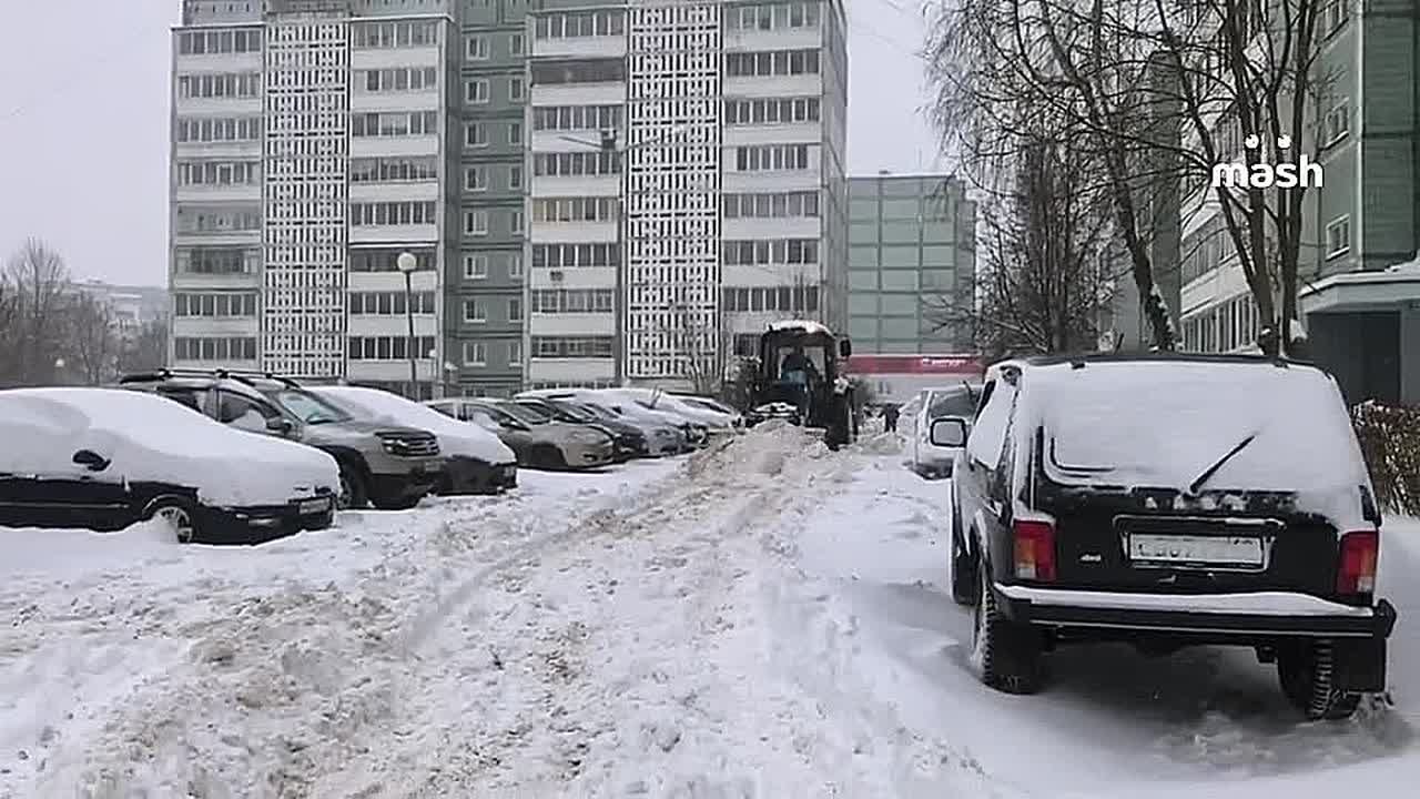 Стоимость уборки снега во дворах и на частных территориях взлетела с 5 до 15к рублей в Калужской, Тверской и Орловской областях