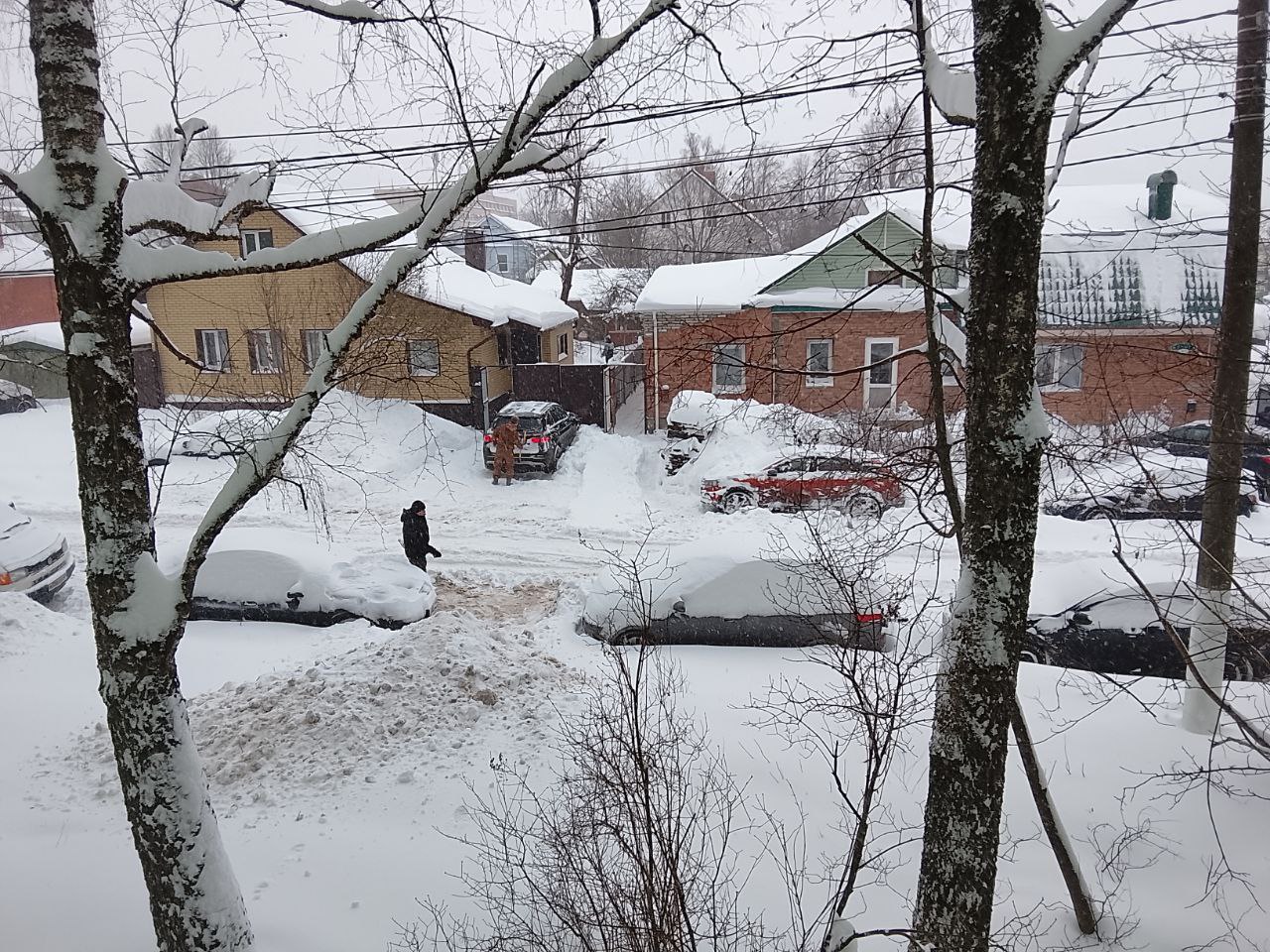 Глава Калуги призвал горожан присоединиться к уборке снега