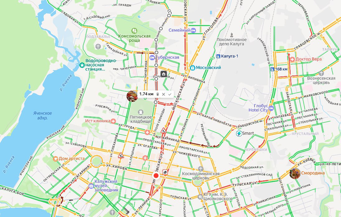 Пробка на улице Телевизионной в Калуге растянулась почти на два километра