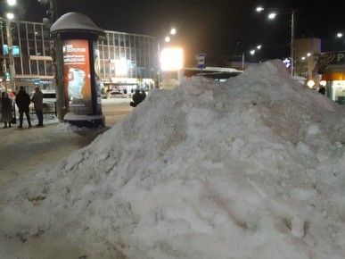 Калугу завалило снегом на месяц вперёд