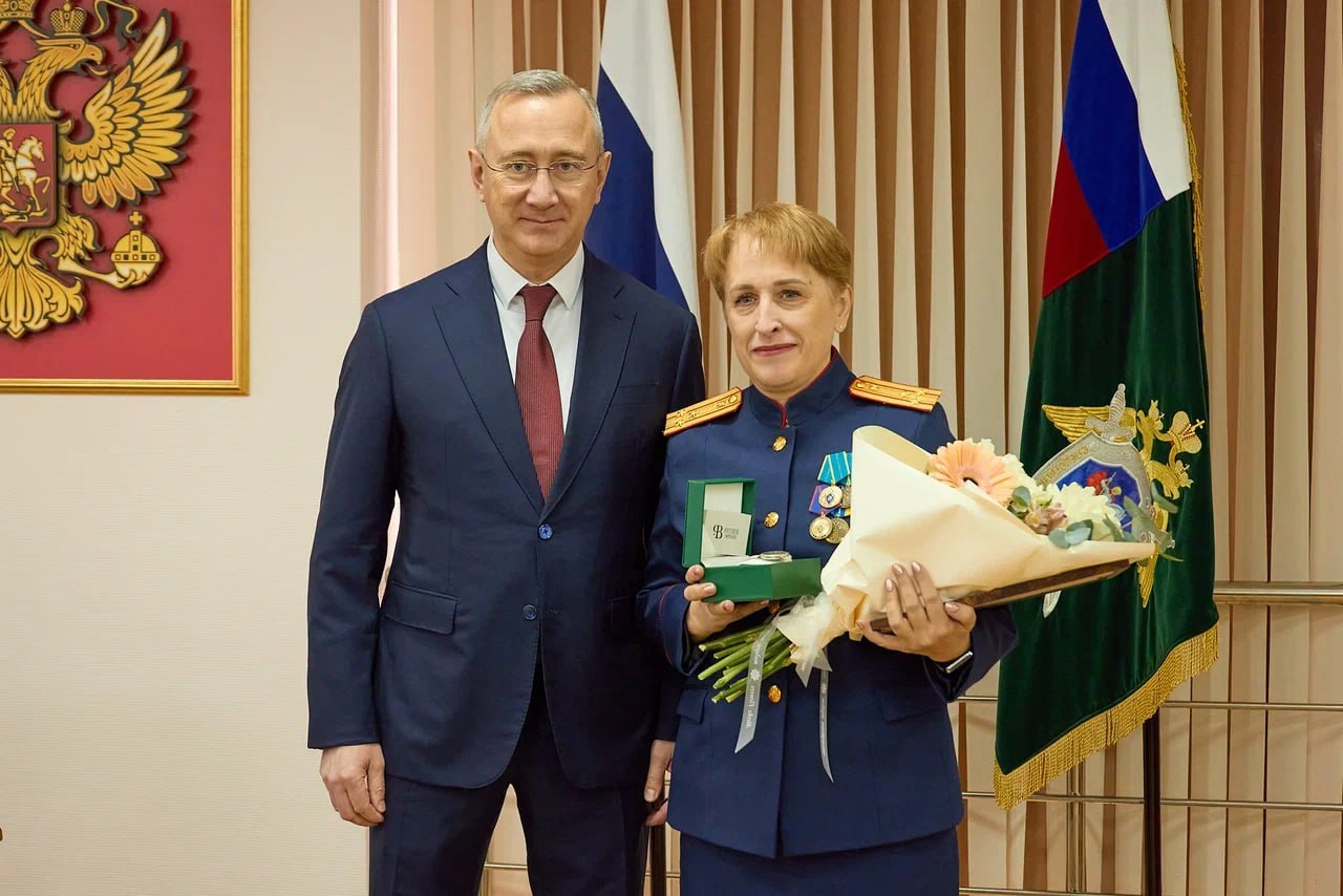 15 лет на страже закона: Геннадий Новосельцев поздравил сотрудников Следственного комитета 15 лет на страже закона: Геннадий Новосельцев поздравил сотрудников Следственного комитета