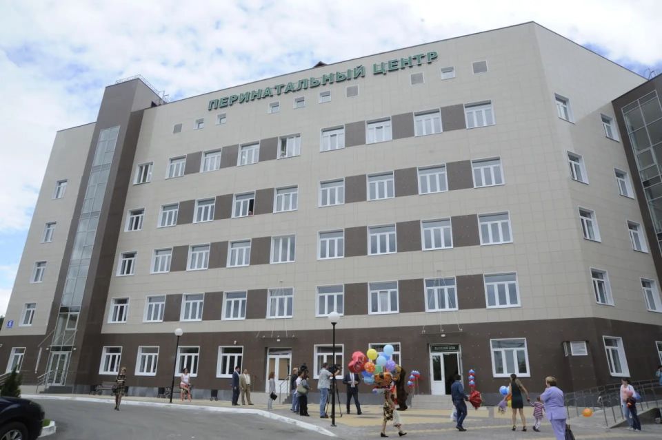 Врачи Перинатального центра в Калуге каждый год спасают более 300 недоношенных