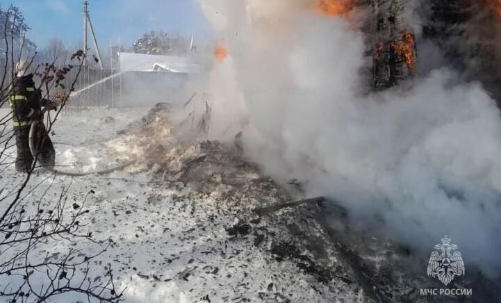 В деревне Рыляки Калужской области потушили пожар