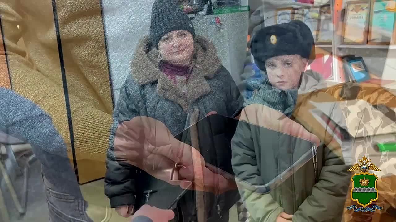 Полицейские помогли мальчику из Калуги найти телефон