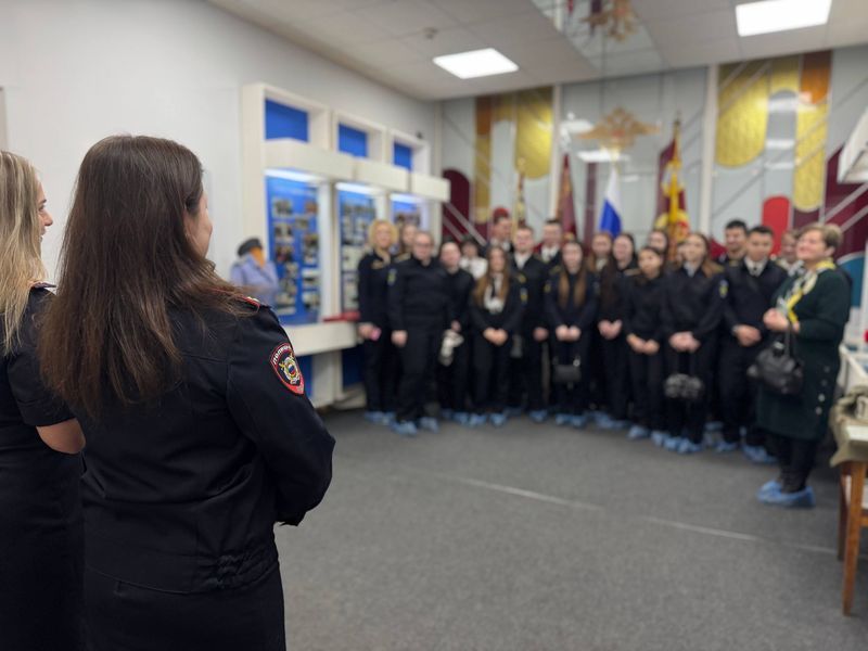 В рамках всероссийской акции МВД России «Студенческий десант» прошла экскурсия в музее УМВД России по Калужской области для студентов Калужского филиала Российской правовой академии В рамках всероссийской акции МВД России «Студенческий десант» прошла экскурсия в музее УМВД России по Калужской области для студентов Калужского филиала Российской правовой академии