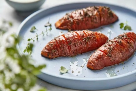 Запечённый батат в духовке как простое и яркое блюдо для повседневного стола