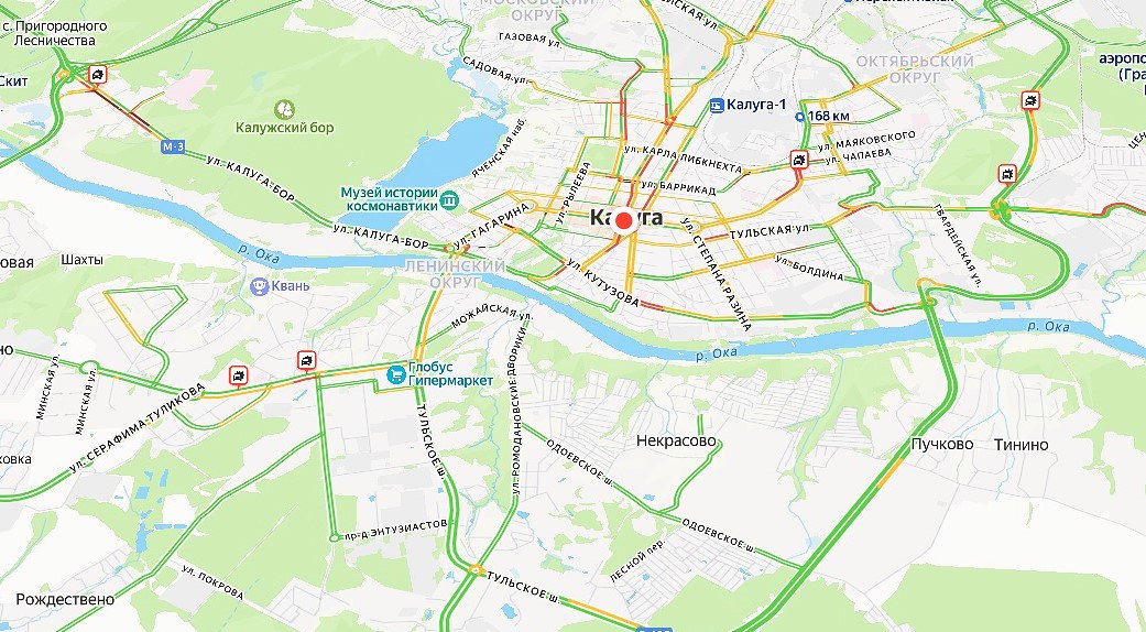 Шесть утренних аварий заблокировали движение в разных частях Калуги