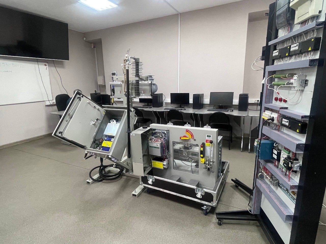 Более 38 000 сотрудников «Россети Центр» и «Россети Центр и Приволжье» прошли обучение в 2025 году Более 38 000 сотрудников «Россети Центр» и «Россети Центр и Приволжье» прошли обучение в 2025 году