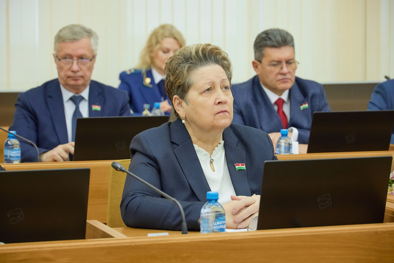 Заседание сессии Законодательного Собрания Калужской области Заседание сессии Законодательного Собрания Калужской области