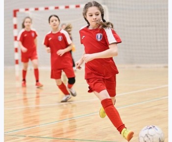 Футболистки из Калуги взяли «серебро»