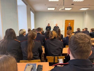 Полицейские рассказали студентам о службе в органах внутренних дел