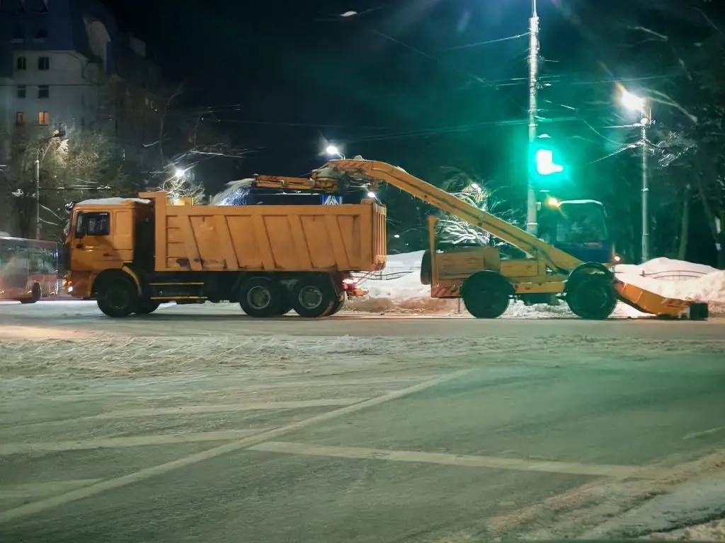 Ночью в Калуге расчистят 14 улиц