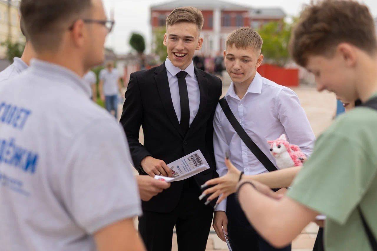 Борис Эбзеев: инвестируем в будущее, формируя кадровый потенциал компаний со школьных лет Борис Эбзеев: инвестируем в будущее, формируя кадровый потенциал компаний со школьных лет