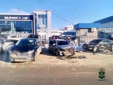 ������ �������������� ��������� � 4 ������ � ������