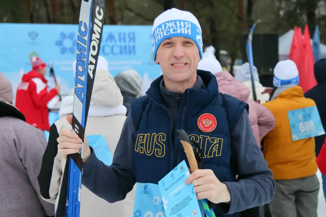 Четыре тысячи калужан приняли участие в «Лыжне России» Четыре тысячи калужан приняли участие в «Лыжне России»
