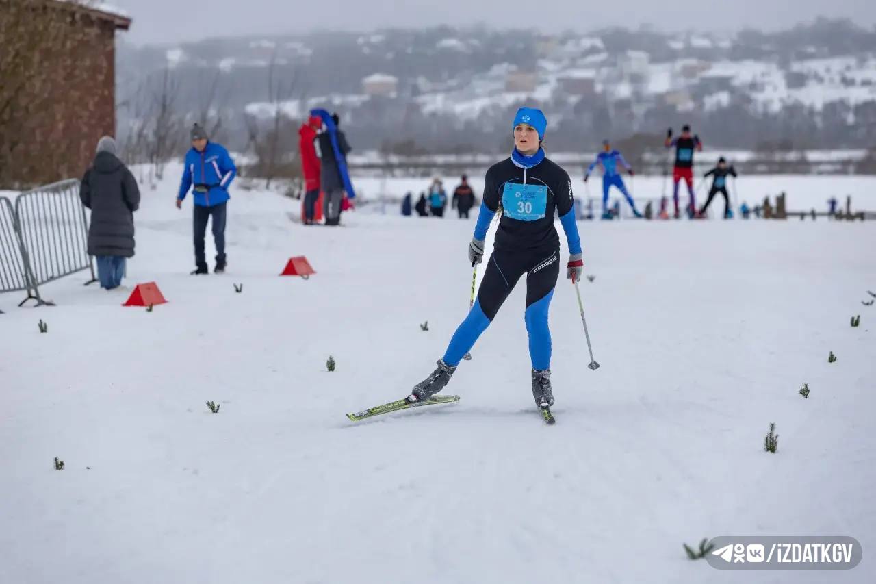 4 тысячи калужан пробежали «Лыжню России» 4 тысячи калужан пробежали «Лыжню России»