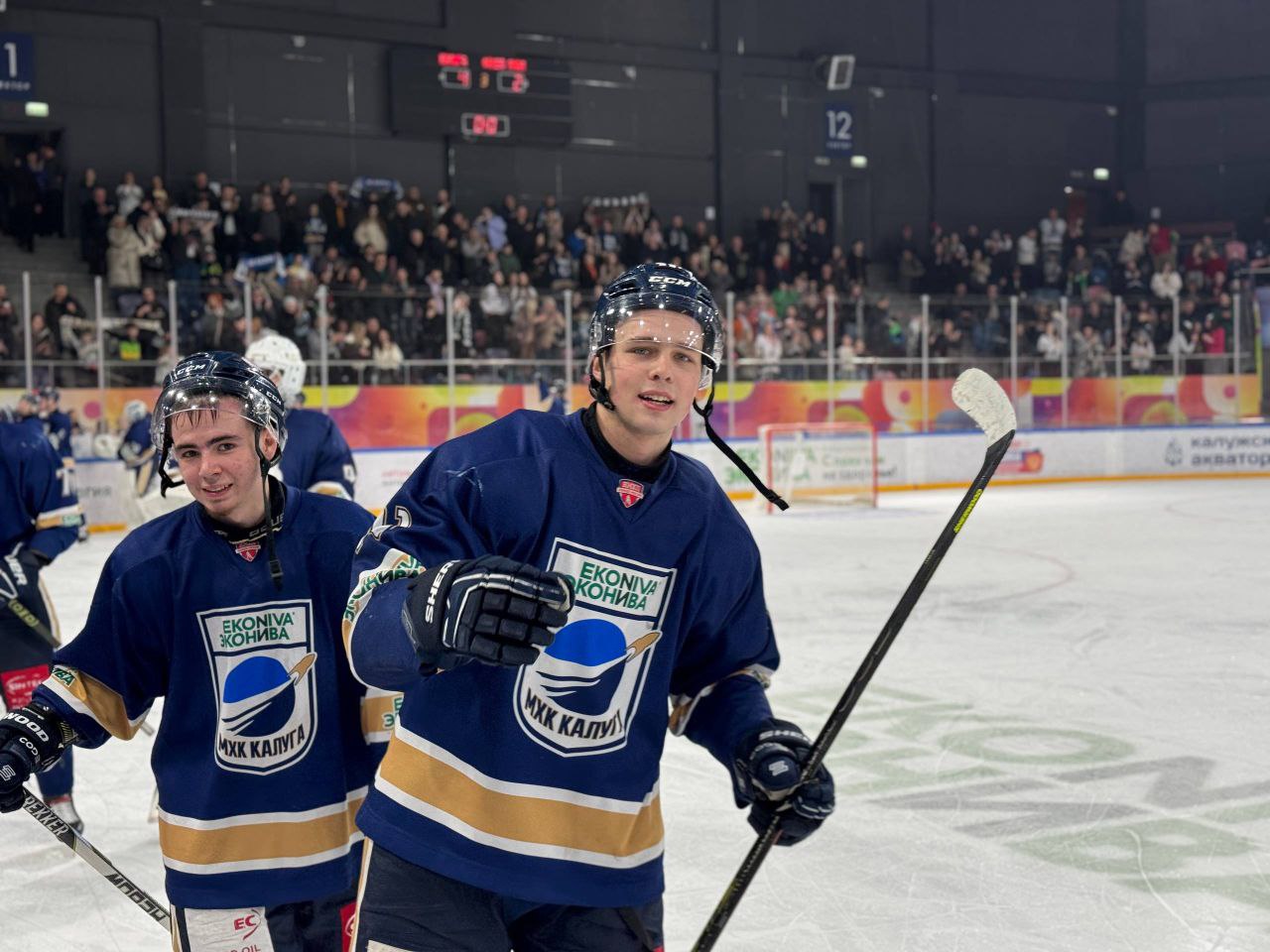 Дмитрий Денисов: Сегодня калужские хоккеисты сошлись на льду с гостями с Ямала — и вышли победителями! Дмитрий Денисов: Сегодня калужские хоккеисты сошлись на льду с гостями с Ямала — и вышли победителями!