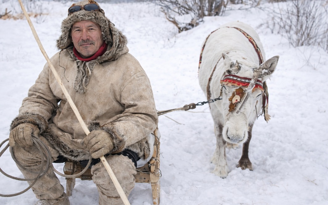 Почему народы Севера носят мех внутри: секреты зимней одежды