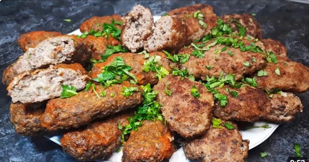Как приготовить невероятно сочные котлеты: два уникальных рецепта с секретными ингредиентами