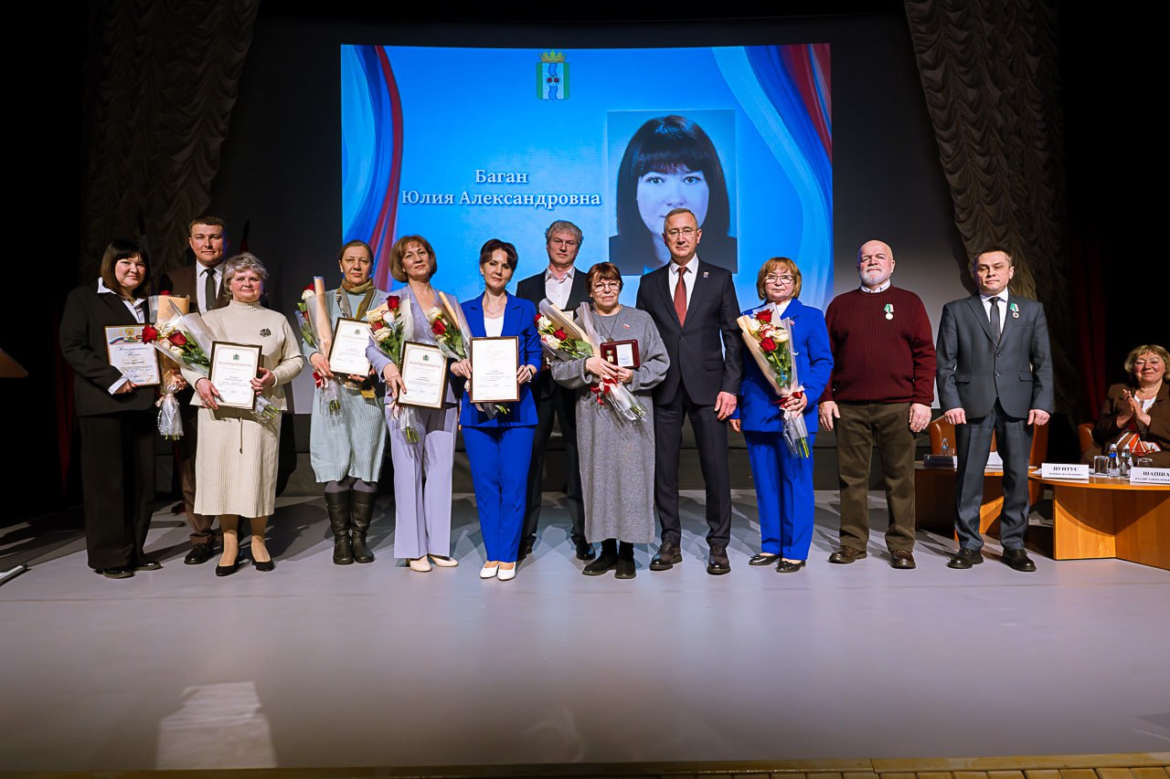 В Тарусе состоялся отчет главы округа Михаила Голубева В Тарусе состоялся отчет главы округа Михаила Голубева