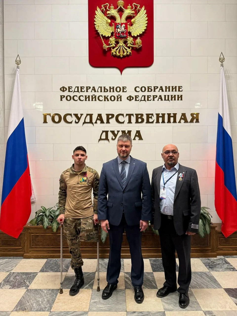 Калужанину вручили в Госдуме медаль «Отец солдата»