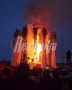 Конструкцию высотой в 9 этажей с «горящим» сердцем сожгли на Масленицу в Калужской области